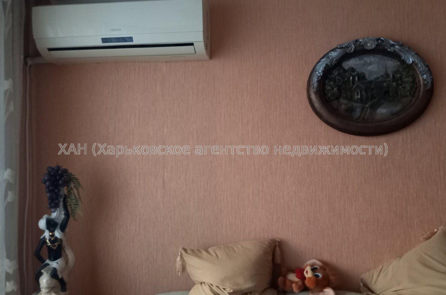 Продам квартиру, Соборности Украины ул. , 1 кім., 32.80 м², евроремонт 