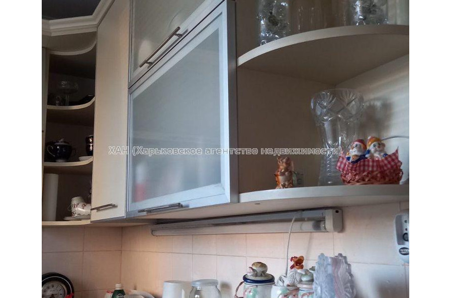 Продам квартиру, Соборности Украины ул. , 1 кім., 32.80 м², евроремонт 