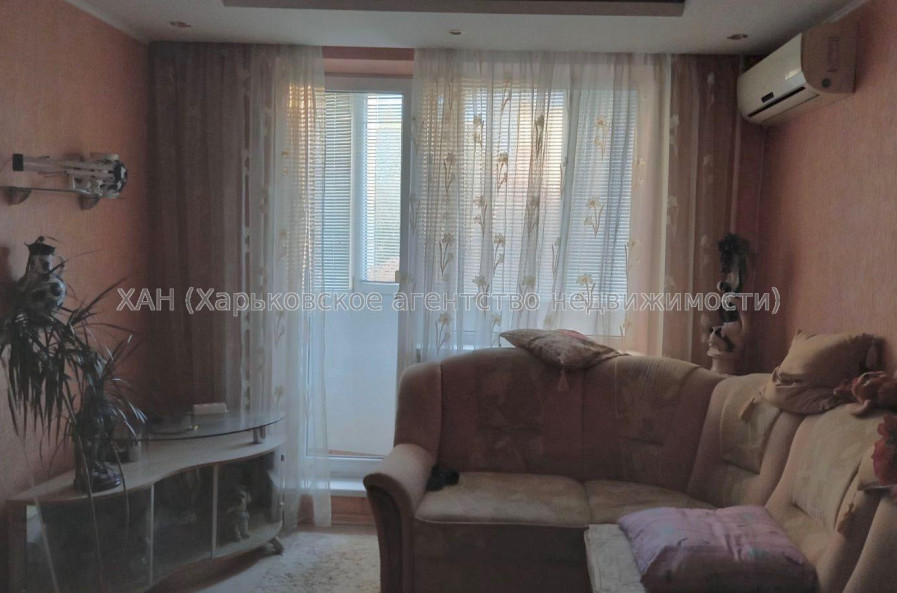 Продам квартиру, Соборности Украины ул. , 1 кім., 32.80 м², евроремонт 