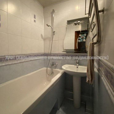 Продам квартиру, Амосова ул. , 3 кім., 65 м², советский ремонт  - фото 3 Продам квартиру, Амосова ул. , 3 кім., 65 м², советский ремонт