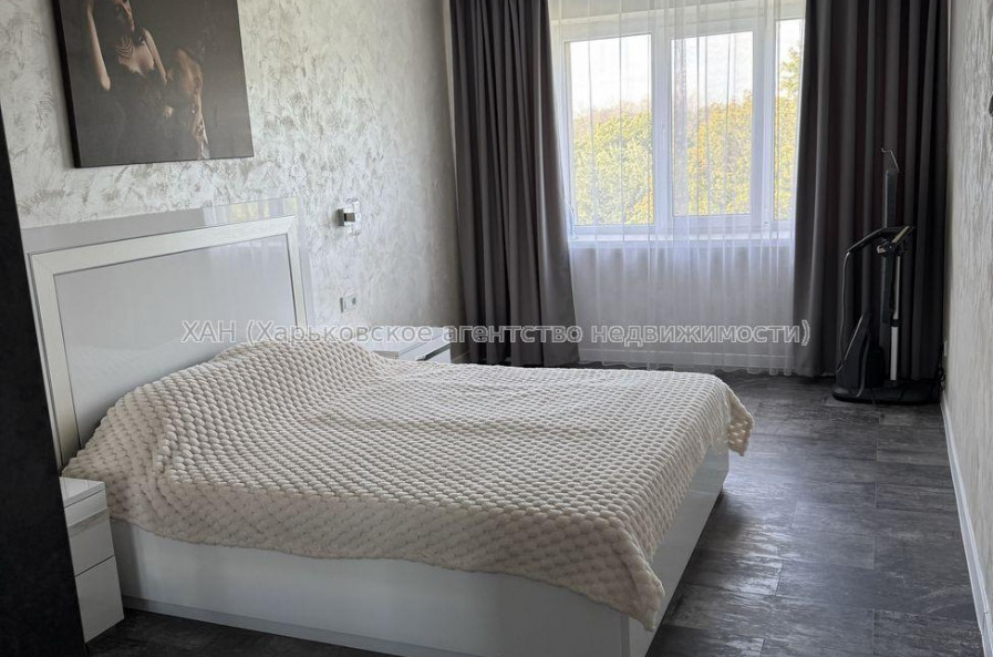Продам квартиру, Роганская ул. , 2 кім., 48 м², евроремонт 