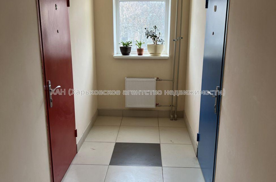 Продам квартиру, Одесская ул. , 1 кім., 25 м², капитальный ремонт 