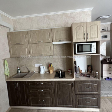 Продам квартиру, Одесская ул. , 1  ком., 25 м², капитальный ремонт 