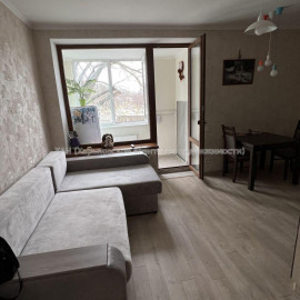 Продам квартиру, Одесская ул. , 1 кім., 25 м², капитальный ремонт