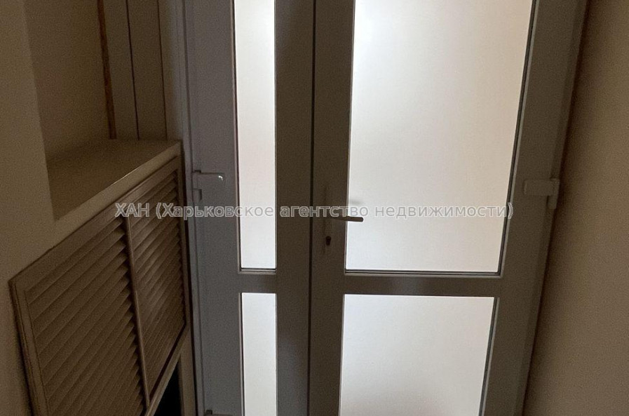 Продам квартиру, Одесская ул. , 1 кім., 25 м², капитальный ремонт 