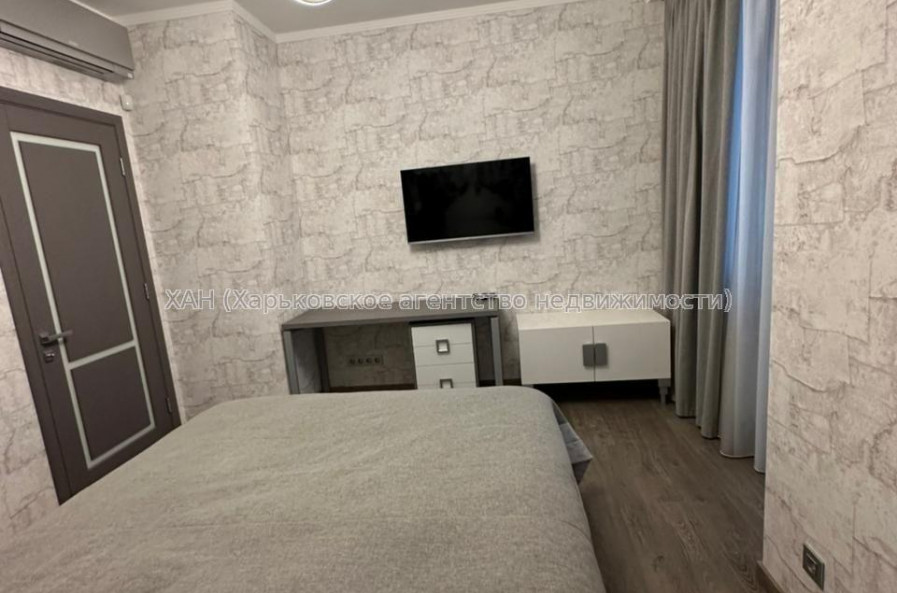 Продам квартиру, Профессорская ул. , 3 кім., 98 м², авторский дизайн 