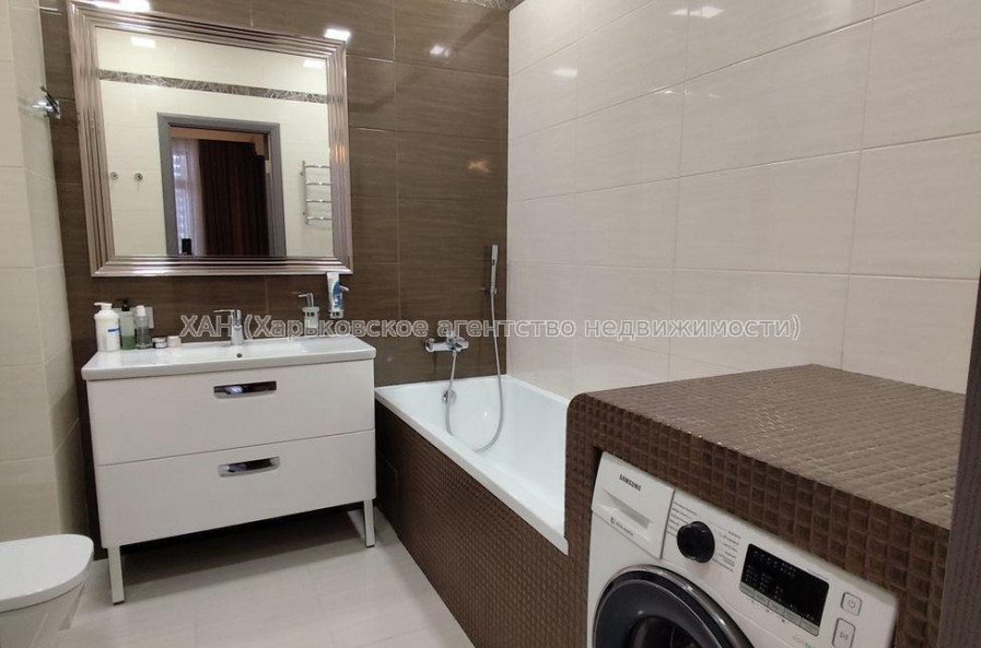 Продам квартиру, Профессорская ул. , 3  ком., 98 м², авторский дизайн 