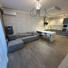 Продам квартиру, Профессорская ул. , 3 кім., 98 м², авторский дизайн