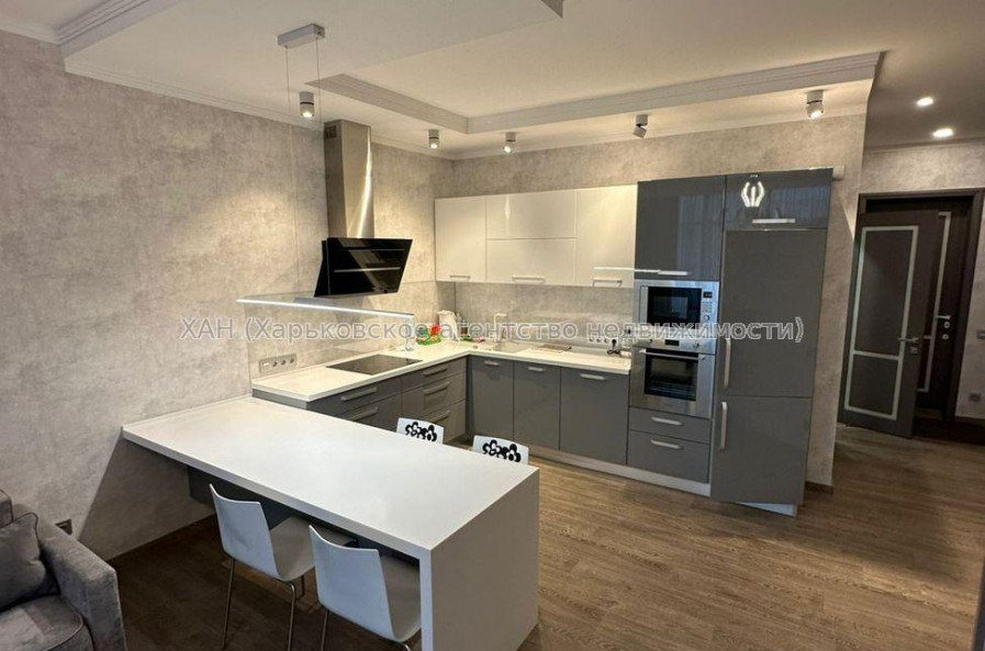 Продам квартиру, Профессорская ул. , 3 кім., 98 м², авторский дизайн 