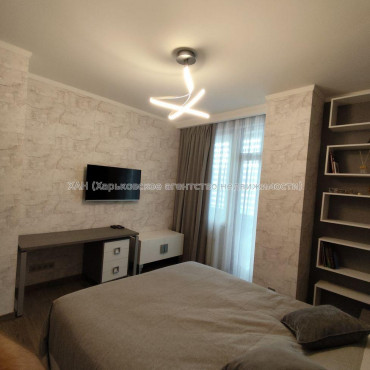 Продам квартиру, Профессорская ул. , 3  ком., 98 м², авторский дизайн 