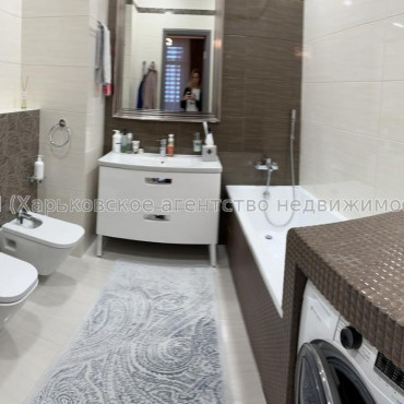 Продам квартиру, Профессорская ул. , 3  ком., 98 м², авторский дизайн 