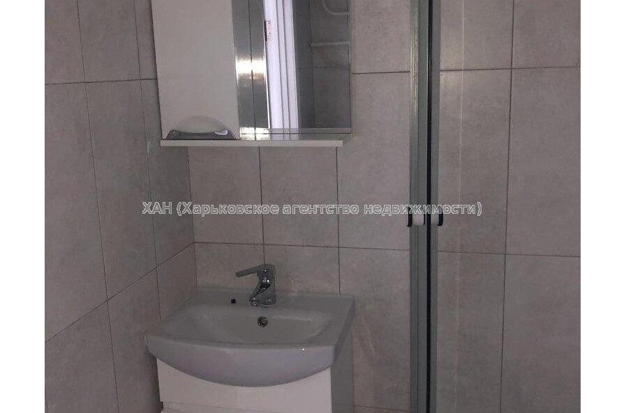 Продам квартиру, Героев Харькова просп. , 1 кім., 20 м², капитальный ремонт 