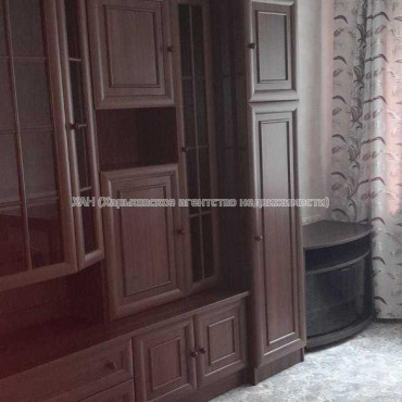 Продам квартиру, Космонавтов ул. , 2  ком., 47 м², косметический ремонт 