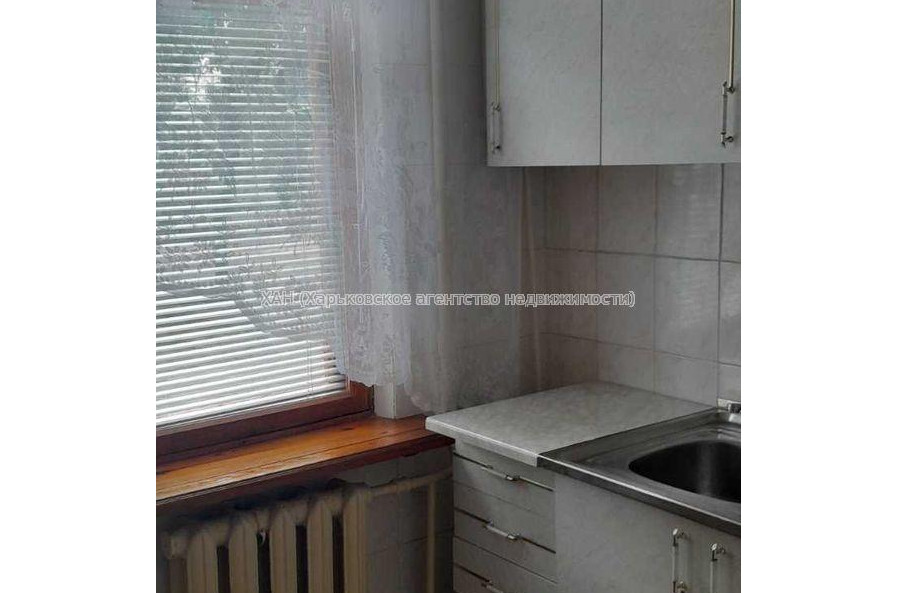 Продам квартиру, Космонавтов ул. , 2  ком., 47 м², косметический ремонт 