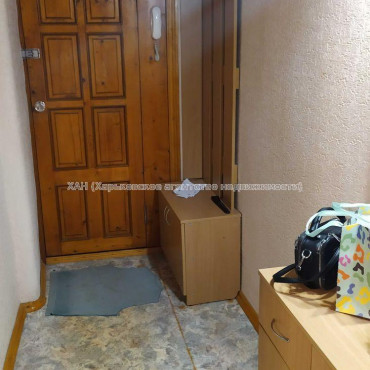 Продам квартиру, Космонавтов ул. , 2  ком., 47 м², косметический ремонт 