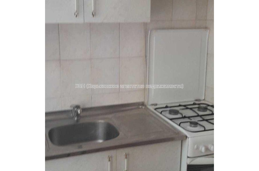 Продам квартиру, Космонавтов ул. , 2  ком., 47 м², косметический ремонт 