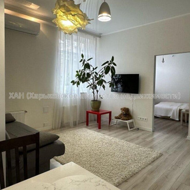 Продам квартиру, Вознесенская ул. , 2 кім., 42.90 м², капитальный ремонт 