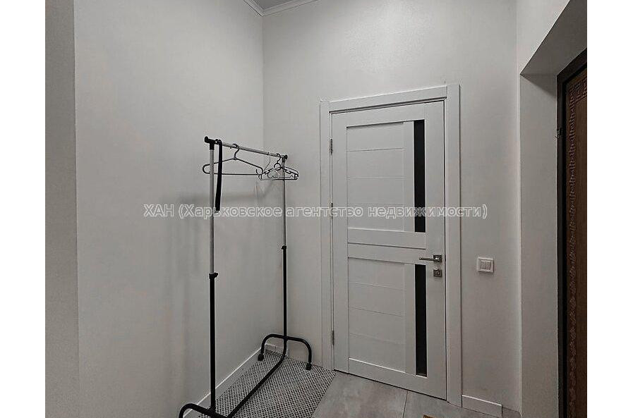 Продам квартиру, Фейербаха ул. , 2 кім., 42.90 м², капитальный ремонт 