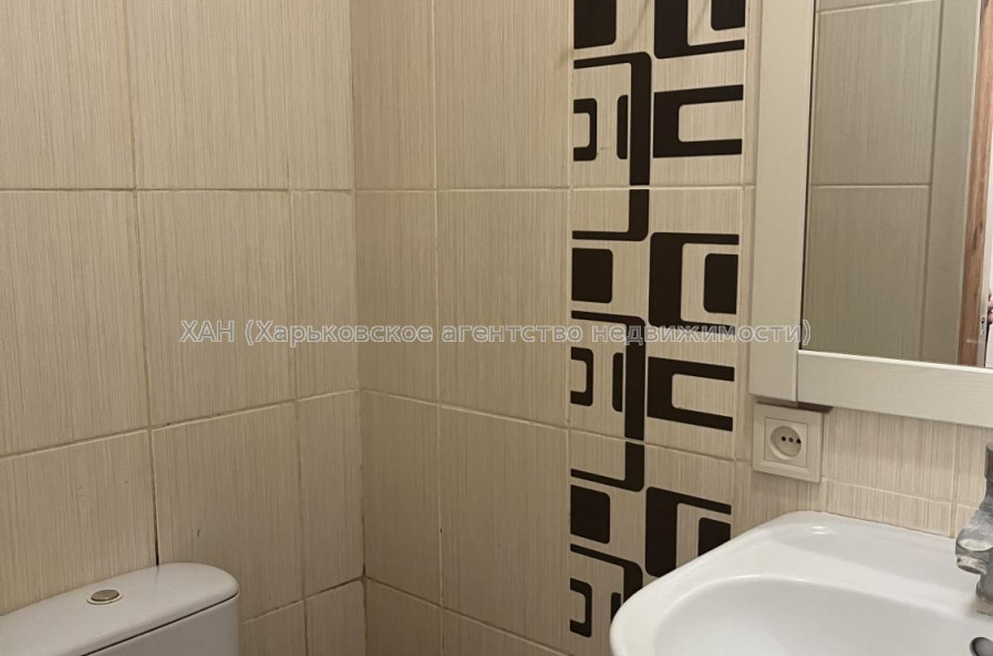 Продам квартиру, Шевченковский пер. , 30 , 1 кім., 18.50 м², капитальный ремонт 