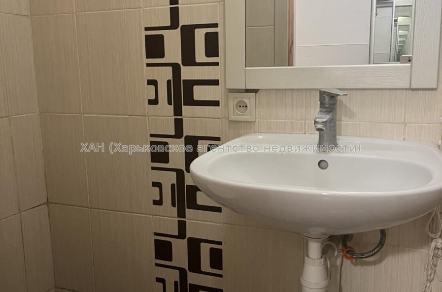 Продам квартиру, Шевченковский пер. , 30 , 1 кім., 18.50 м², капитальный ремонт 