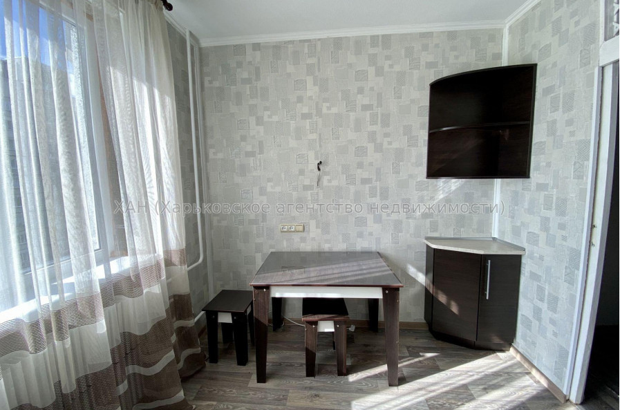 Сдам квартиру, Гвардейцев Широнинцев ул. , 2  ком., 58 м², евроремонт 