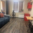 Продам квартиру, Валентиновская ул. , 3 кім., 65 м², евроремонт 