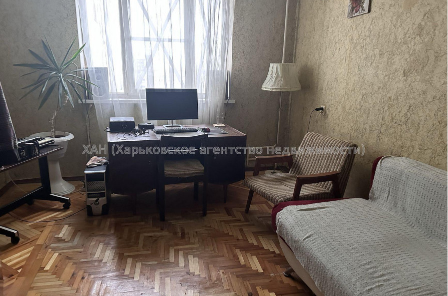 Продам квартиру, Людвига Свободы просп. , 4  ком., 90 м², капитальный ремонт 