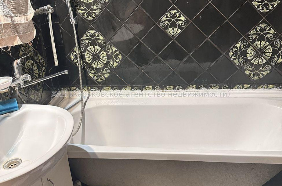 Продам квартиру, Людвига Свободы просп. , 4  ком., 90 м², капитальный ремонт 
