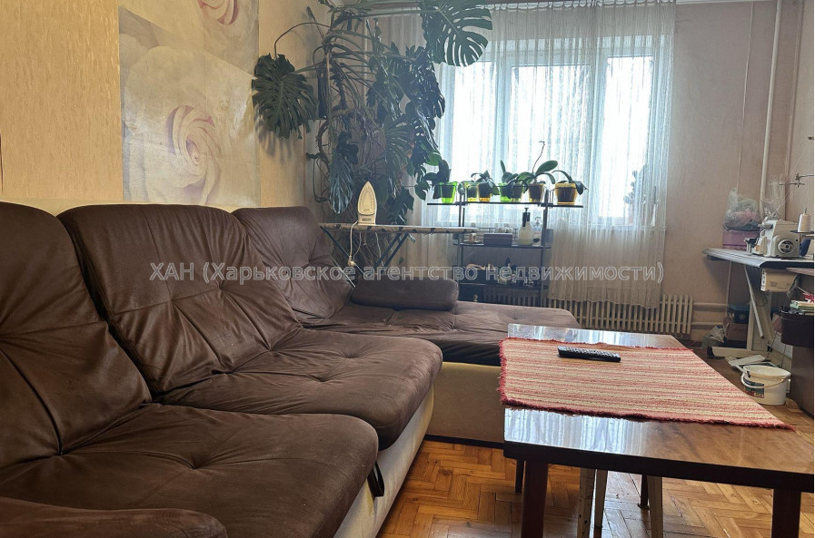 Продам квартиру, Людвига Свободы просп. , 4  ком., 90 м², капитальный ремонт 