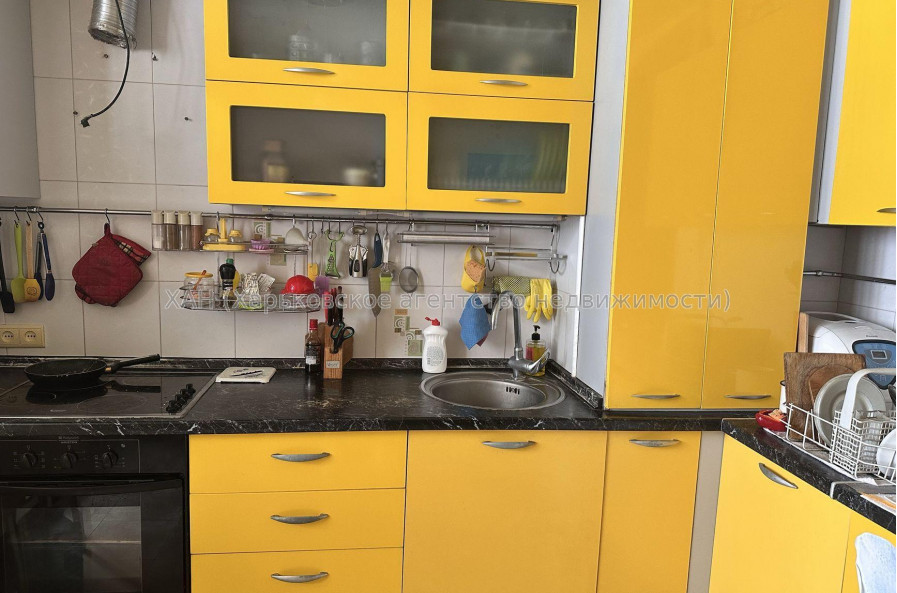 Продам квартиру, Людвига Свободы просп. , 4  ком., 90 м², капитальный ремонт 