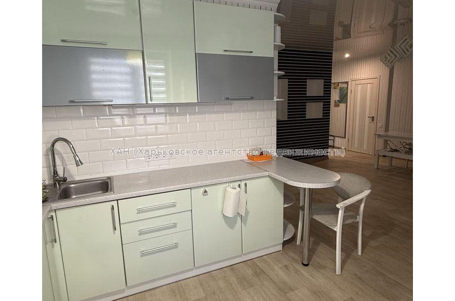 Сдам квартиру, Салтовское шоссе , 2  ком., 68.30 м², евроремонт 