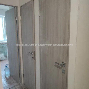 Продам квартиру, Садовый проезд , 2 кім., 44 м², без ремонта 