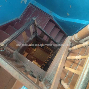 Продам квартиру, Садовый проезд , 2 кім., 44 м², без ремонта 