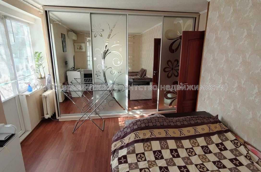 Продам квартиру, Юбилейный просп. , 2 кім., 38 м², капитальный ремонт 