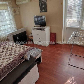 Продам квартиру, Юбилейный просп. , 2 кім., 38 м², капитальный ремонт