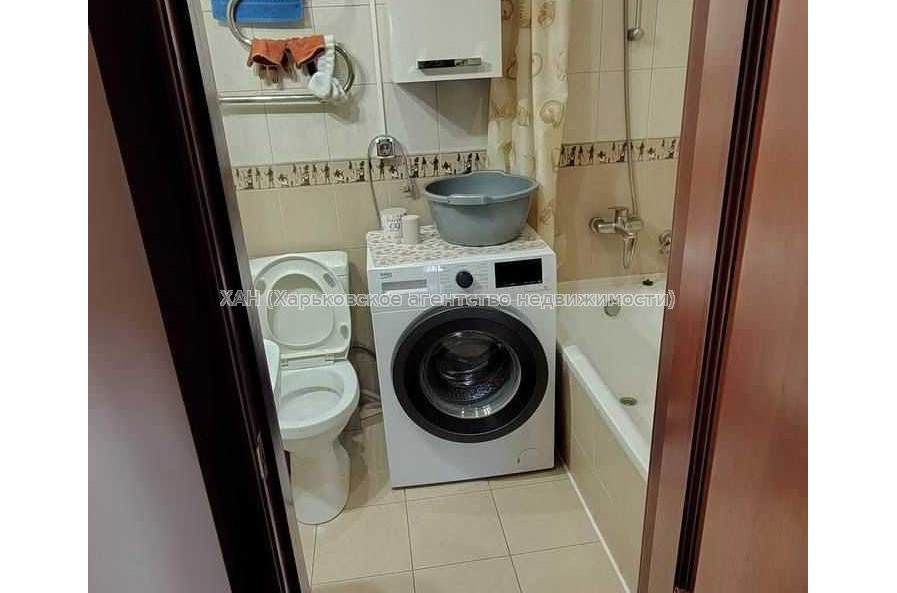 Продам квартиру, Юбилейный просп. , 2 кім., 38 м², капитальный ремонт 