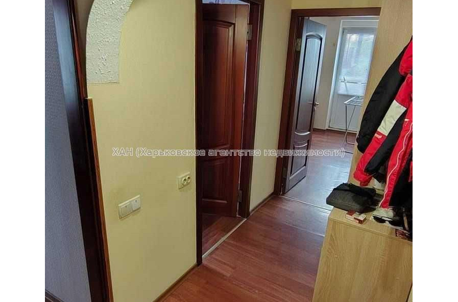 Продам квартиру, Юбилейный просп. , 2 кім., 38 м², капитальный ремонт 