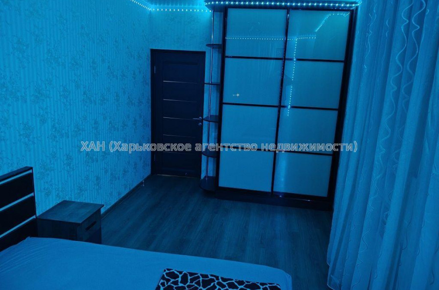 Сдам квартиру, Тракторостроителей просп. , 2  ком., 77 м², капитальный ремонт 
