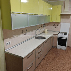 Сдам квартиру, Тракторостроителей просп. , 94Г , 2  ком., 77 м², капитальный ремонт