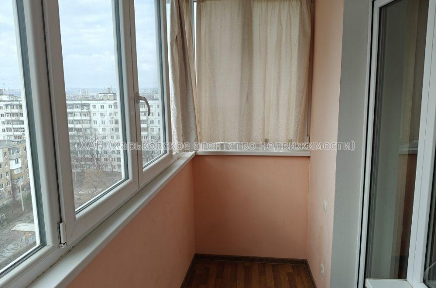 Сдам квартиру, Тракторостроителей просп. , 2  ком., 77 м², капитальный ремонт 