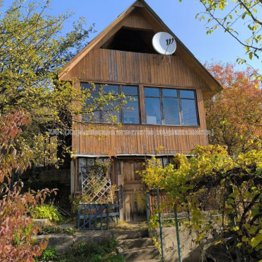 Продам будинок, 65 м², 5.70 соток, советский ремонт 