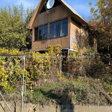 Продам будинок, 65 м², 5.70 соток, советский ремонт 