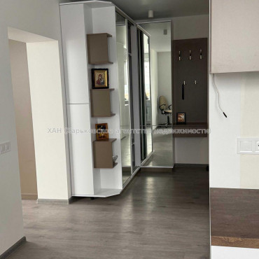 Продам квартиру, Яны Червоной ул. , 1  ком., 58 м², евроремонт 