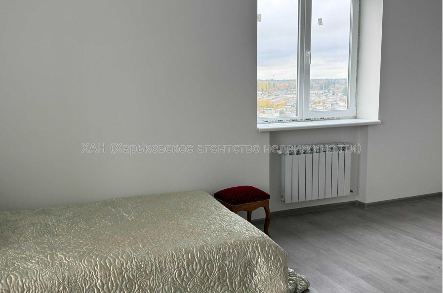 Продам квартиру, Яны Червоной ул. , 1 кім., 58 м², евроремонт 