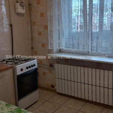 Продам квартиру, Лопанская ул. , 1  ком., 38 м², косметический ремонт 