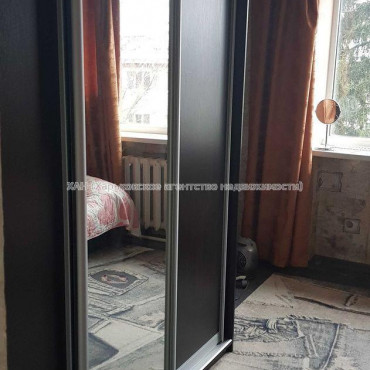 Продам квартиру, Мирослава Мисли ул. , 1 кім., 16.40 м², косметический ремонт 