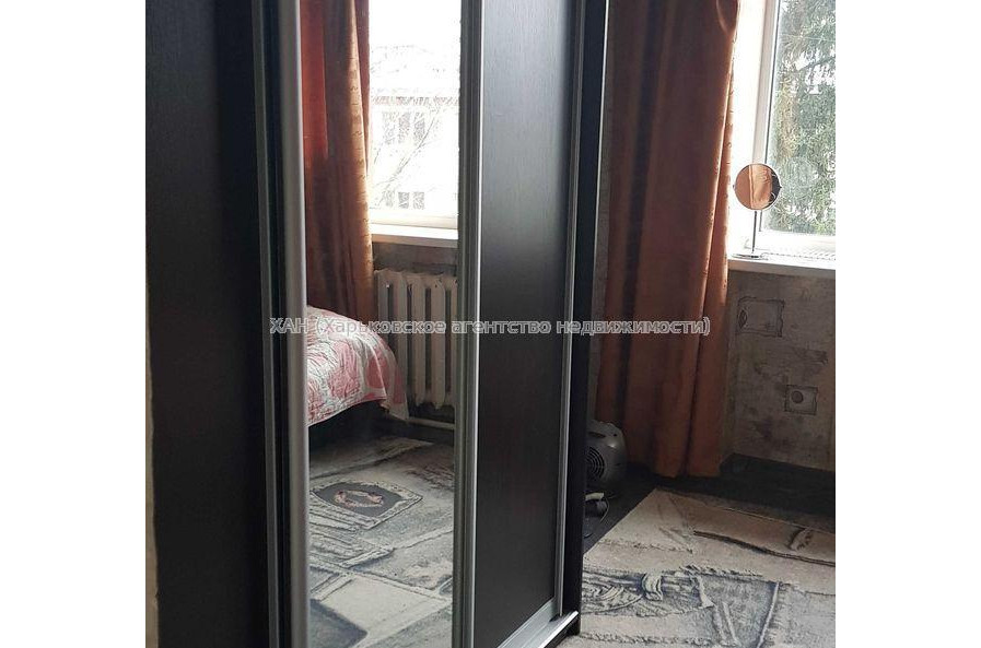 Продам квартиру, Мирослава Мисли ул. , 1 кім., 16.40 м², косметический ремонт 