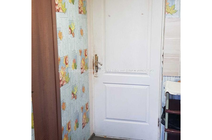 Продам квартиру, Мирослава Мисли ул. , 1 кім., 16.40 м², косметический ремонт 