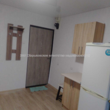 Продам квартиру, Юбилейный просп. , 1 кім., 11.20 м², капитальный ремонт 