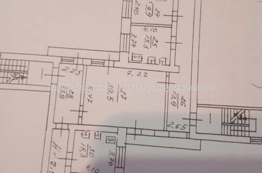 Продам квартиру, Юбилейный просп. , 1  ком., 11.20 м², капитальный ремонт 
